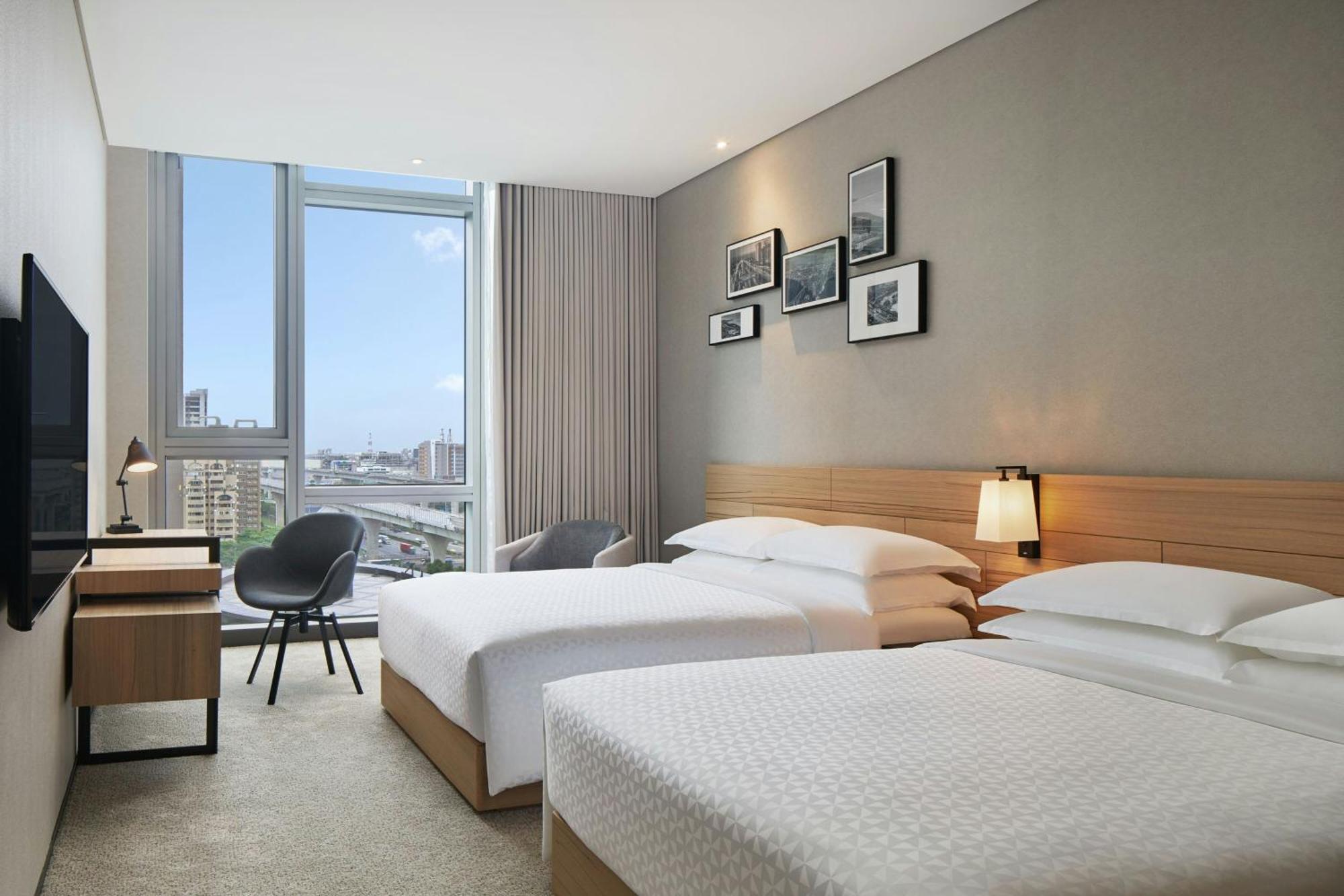 Four Points By Sheraton Linkou Exterior photo