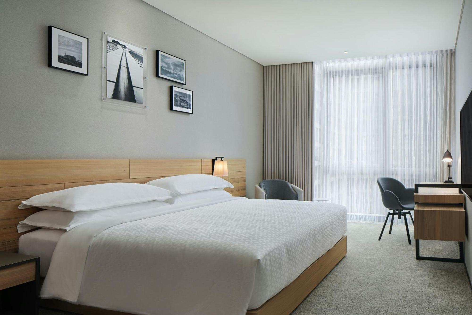 Four Points By Sheraton Linkou Exterior photo